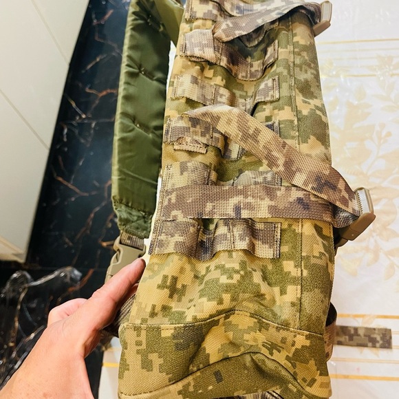 Original Tactical MILITARY combat backpack UA pixel military army backpack CAMO - Picture 10 of 13